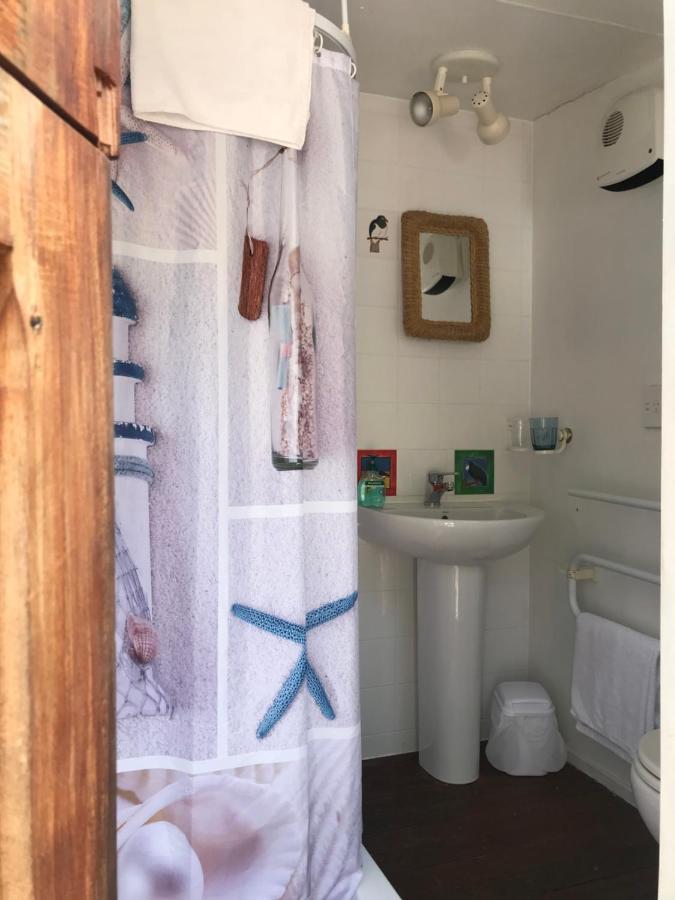 滨水住宿加早餐旅馆 皮克顿 外观 照片